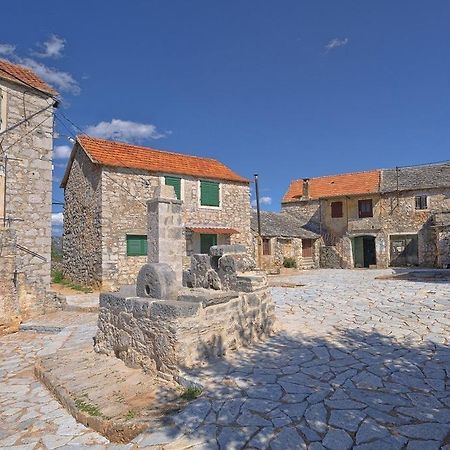 Holiday Home Rudina Stari Grad  Exterior photo
